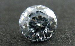 ブルーダイヤモンド(ナチュラル)ルース画像