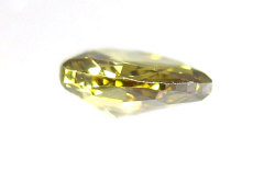 ナチュラルファンシーイエローダイヤモンド画像