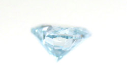 ハートシェイプカットブルーダイヤモンド(トリートメント)ルース画像