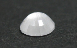 ナチュラルファンシーホワイトダイヤモンド画像