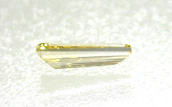 ファンシーイエローダイヤモンド ルース画像