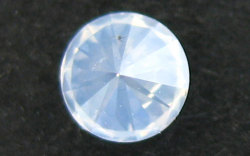 ナチュラルファンシーホワイトダイヤモンド画像