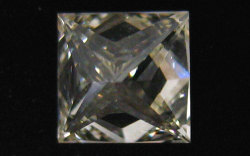天然（ナチュラル）プリンセスカットダイヤモンド ルース画像