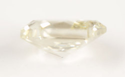 六角形(ヘキサゴナル・モディファイド・ブリリアント・カット)ダイヤモンド画像