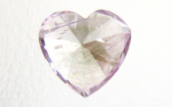 パープルピンクダイヤモンド画像