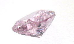 パープルピンクダイヤモンド画像