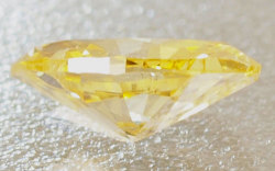 天然(ナチュラル)パンプキン系オレンジ・イエローダイヤモンド ルース(裸石)画像