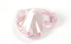 ピンクダイヤモンド画像