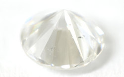 0.205ct, F SI-2, Good, 中央宝石研究所ダイヤモンド画像
