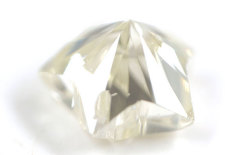 スターブリリアントカット(星型)ダイヤモンド, 中央宝石研究所画像