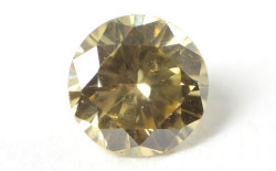 蛍光性ダイヤモンド画像