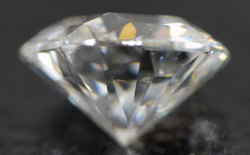 クッションモディファイドブリリアントカットダイヤモンド画像