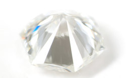 六角形(ヘキサゴナル・モディファイド・ブリリアント・カット)ダイヤモンド, 画像