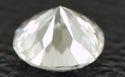 106面カット(ラウンド・モディファイド・ブリリアント・カット)ダイヤモンド, 画像