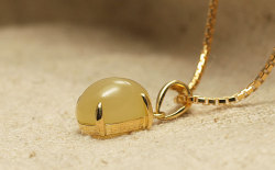 イエロームーンストーン・キャッツアイK18YGペンダントネックレス