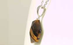 タイガーアイ(虎目石)画像