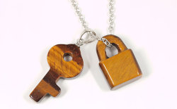 タイガーアイ(虎目石)画像