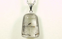 トルマリンレイテッド・クォーツ