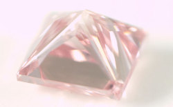 ピンクダイヤモンドルース画像