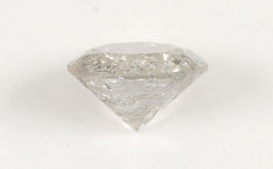 0.649ct, K, I-3, Good, 中央宝石研究所ダイヤモンド画像