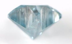 スターカット(星型)ダイヤモンド, 中央宝石研究所画像