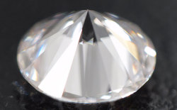 ピンクダイヤモンドルース画像