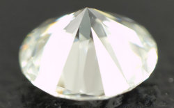 グリーンダイヤモンドルース画像