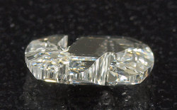 天然(ナチュラル)S字型ダイヤモンド ルース画像