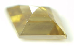 天然(ナチュラル)ビビッドダイヤモンド ルース(裸石)画像