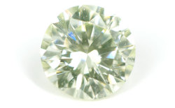 蛍光性ダイヤモンド画像