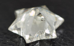 六芒星(ダビデスター)ダイヤモンドルース画像