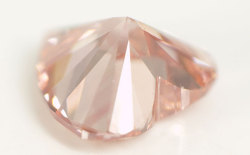 ピンクダイヤモンド画像