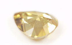 天然(ナチュラル)オレンジイエローダイヤモンド ルース(裸石)画像