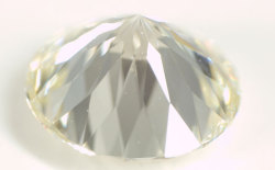 114面体カットダイヤモンド ルース(裸石)画像