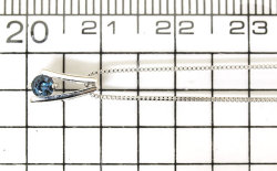 アレキサンドライトペンダントネックレス