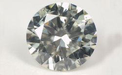 蛍光性ダイヤモンド画像