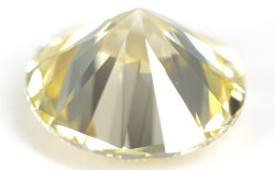 イエローダイヤモンドルース画像