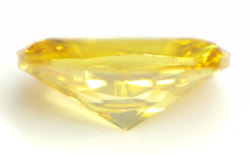 インテンスイエローダイヤモンドルース画像