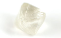 ダイヤモンド原石