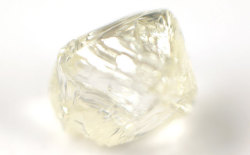 ダイヤモンド原石