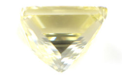 プリンセスカット・イエローダイヤモンド ルース(裸石)画像