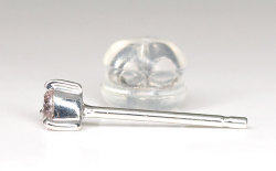 ハートシェイプダイヤモンド・片耳用ピアス画像