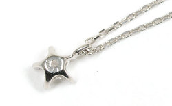 スターカット(星型)ダイヤモンド・ペンダントネックレス画像