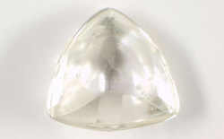 マクル・ダイヤモンド原石ルース画像