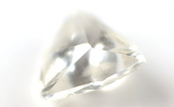 マクル・ダイヤモンド原石ルース画像