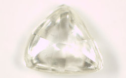 マクル・ダイヤモンド原石ルース画像