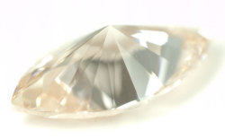 ピンクダイヤモンドルース画像