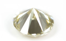 天然（ナチュラル）カメレオンダイヤモンド ルース（裸石）画像