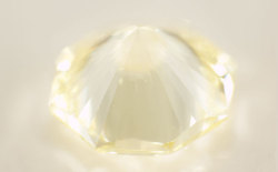 クリスタルムーンダイヤモンド画像