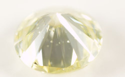 天然(ナチュラル)Y-Zカラーダイヤモンド ルース画像